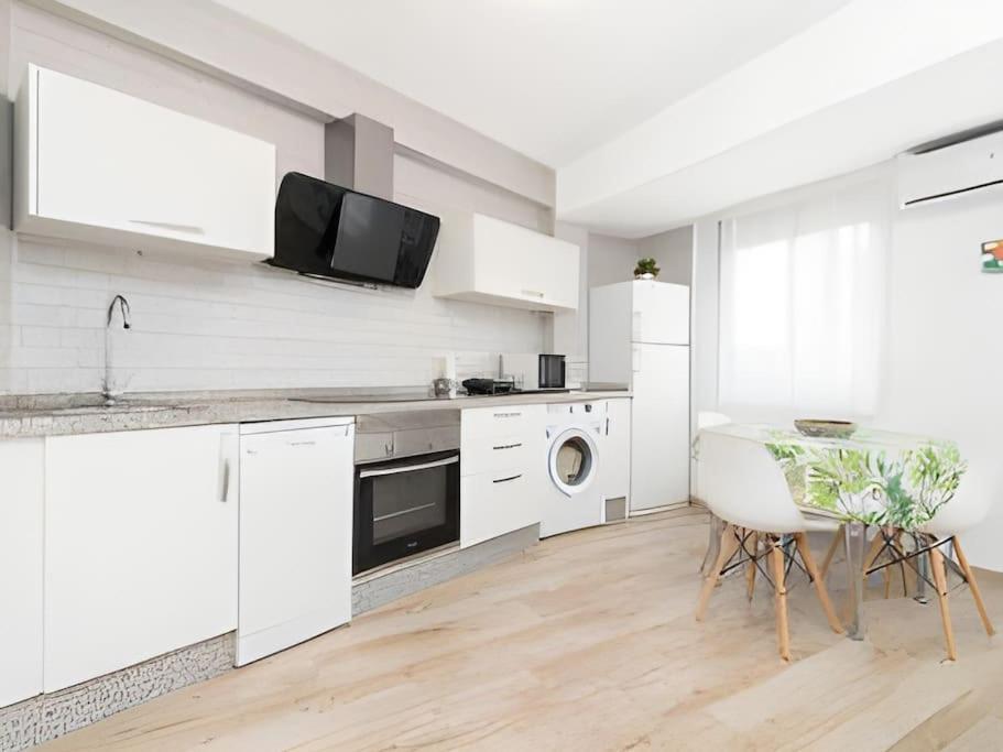 Apartamento Santa Matilde 11 Malaga Bagian luar foto